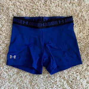 UNDER ARMOIR SPANX SIZE M